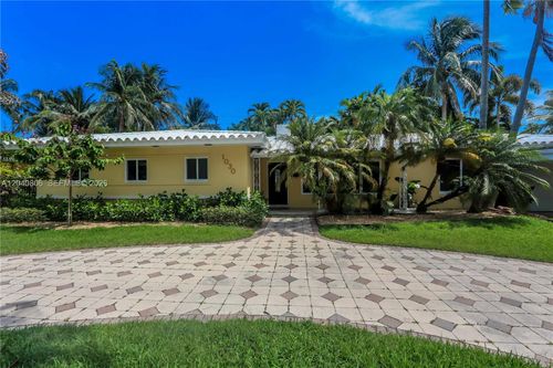 1030 Polk St, Hollywood, FL, 33019-1321 | Card Image