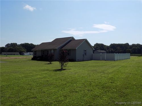 702 Old Glebe Point Rd, Burgess, VA, 22432-2012 | Card Image