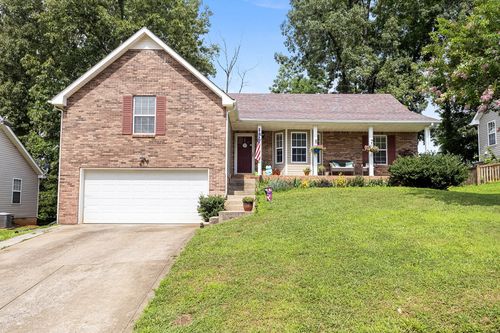 1461 Cedar Springs Cir, Clarksville, TN, 37042-1577 | Card Image