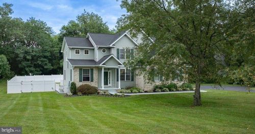 41 Plymouth Ln, MARTINSBURG, WV, 25404-3695 | Card Image