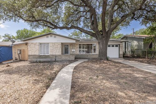 222 Dryden, San Antonio, TX, 78213-3607 | Card Image