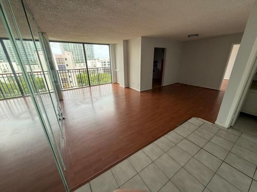 912-16919 N Bay Rd, Sunny Isles Beach, FL, 33160-4253 | Card Image
