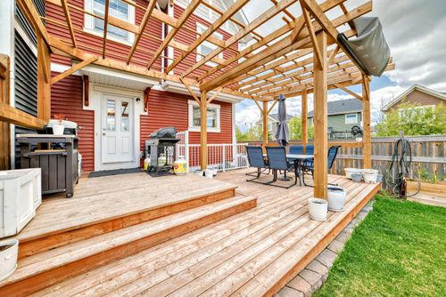 31 Sunset Rd, Cochrane, AB, T4C0W3 | Card Image
