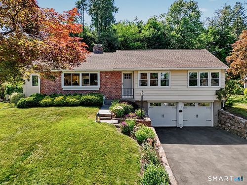 18 Cherryfield Dr, West Hartford, CT, 06107-3310 | Card Image