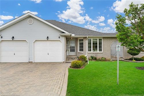 6 Village Dr, Smithville, ON, L0R2A0 | Card Image