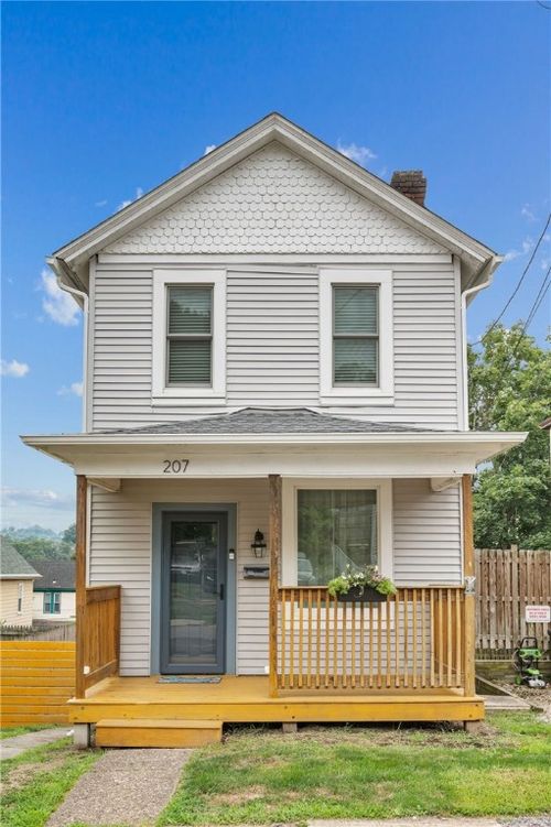 207 Midland Avenue, Carnegie, PA, 15106 | Card Image