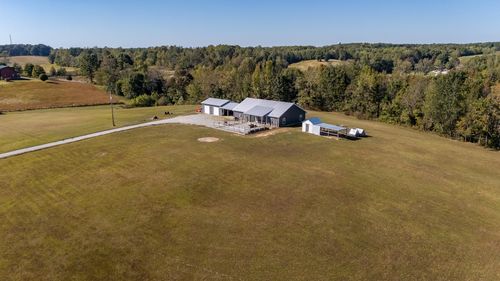 242 Hedrick Ln, Summertown, TN, 38483-0604 | Card Image