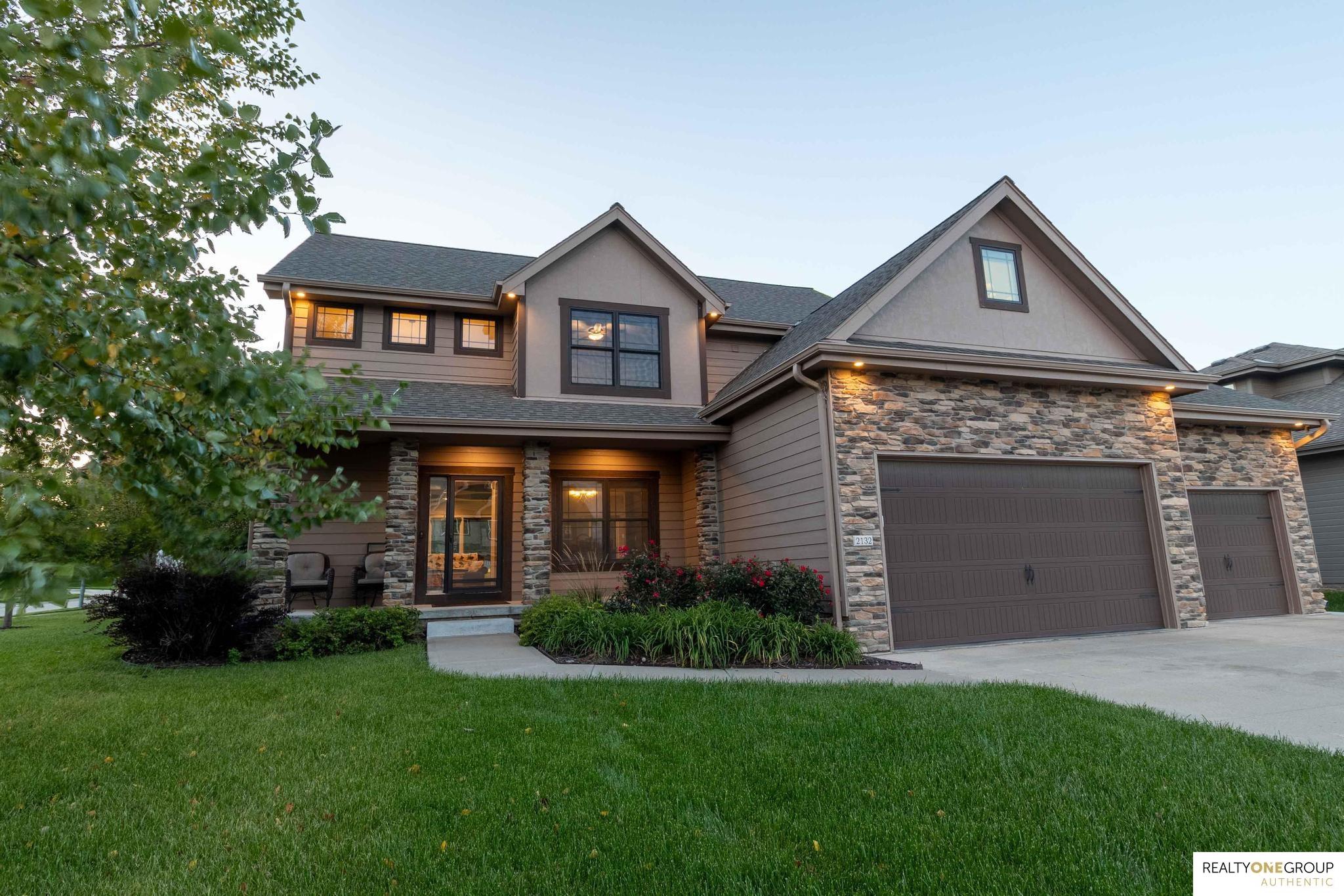 192nd Ave, Omaha, NE 68130