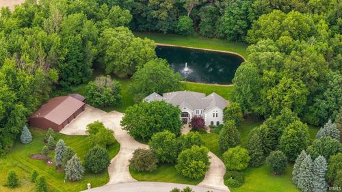 2481 Oak Tree Cir, Winamac, IN, 46996-8877 | Card Image