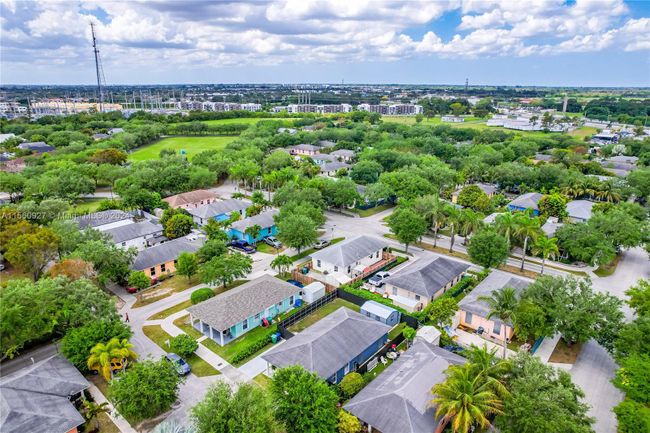 24260 Sw 129 Th Path, House other with 3 bedrooms, 1 bathrooms and null parking in Homestead FL | Image 33