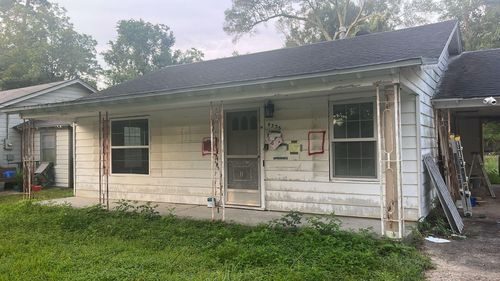 4335 Dallas St, Beaumont, TX, 77703-2021 | Card Image