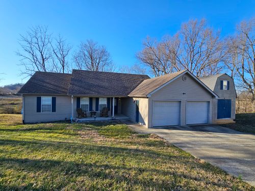 198 Amber Ln, Hustonville, KY, 40437-9046 | Card Image