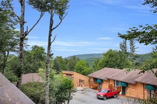 119 Beechwood Ln, Beech Mountain, NC, 28604-8024 | Card Image