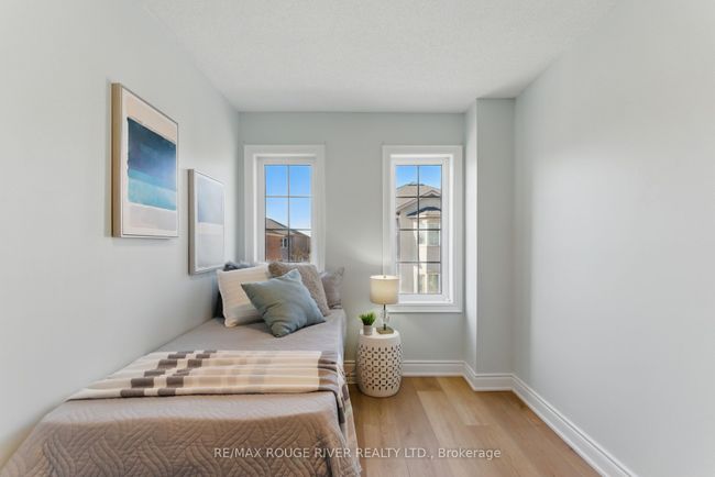 4 Prospect Way, House attached with 3 bedrooms, 3 bathrooms and 1 parking in Whitby ON | Image 28