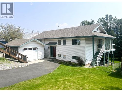 1110 Ash Cres, Elkford, BC, V0B1H0 | Card Image