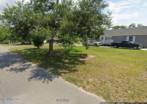 624 Fournier Ave, Gulfport, MS, 39501 | Card Image