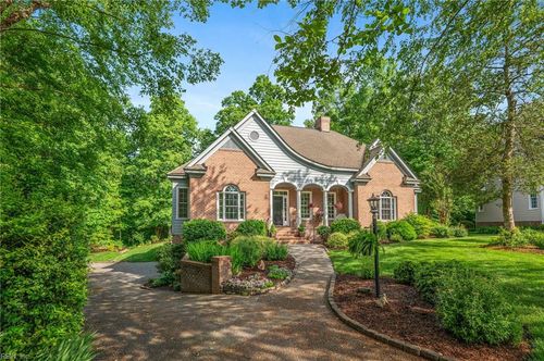 228 Chorley, Williamsburg, VA, 23188-8933 | Card Image