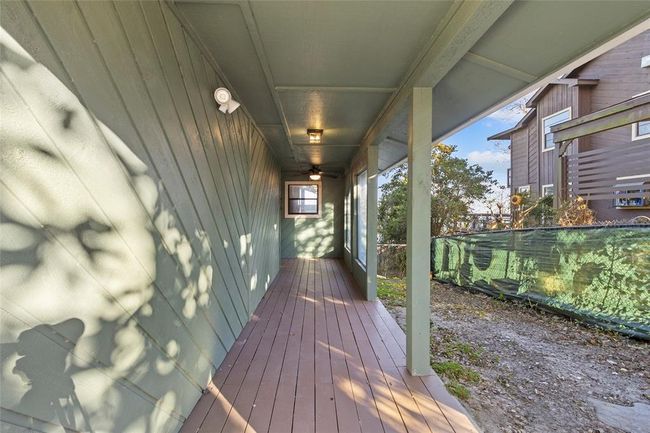 283 Sam Houston Loop, House other with 3 bedrooms, 2 bathrooms and 2 parking in Pointblank TX | Image 5