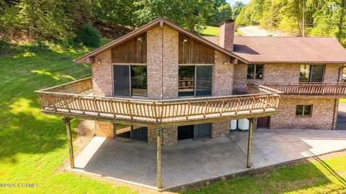 1330 Peewee Hill Rd, Nescopeck, PA, 18635-2188 | Card Image