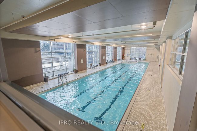 1808 - 373 Front St W, Condo with 3 bedrooms, 2 bathrooms and 1 parking in Toronto ON | Image 17