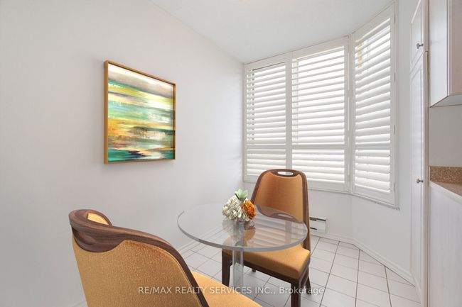 1210 - 20 Cherrytree Dr, Condo with 3 bedrooms, 2 bathrooms and null parking in Brampton ON | Image 20