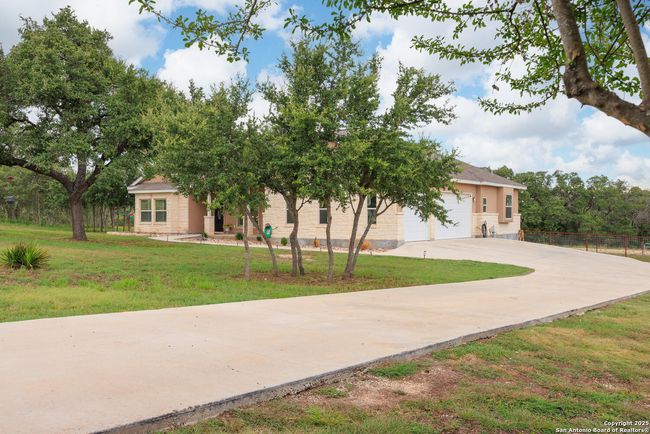 331 John Price, House other with 4 bedrooms, 3 bathrooms and null parking in Blanco TX | Image 22