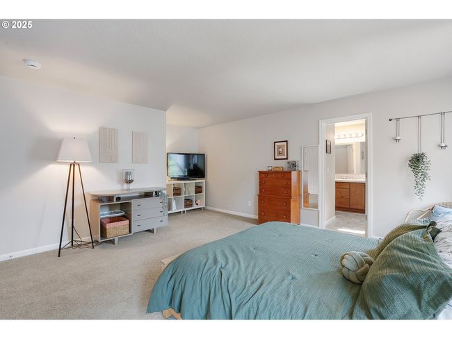2819 Se Pheasant Way, House other with 4 bedrooms, 3 bathrooms and 3 parking in Gresham OR | Image 31