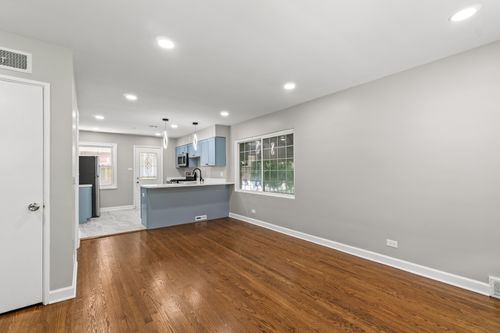 apt-a-5039 W Jackson Blvd, Chicago, IL, 60644-4486 | Card Image