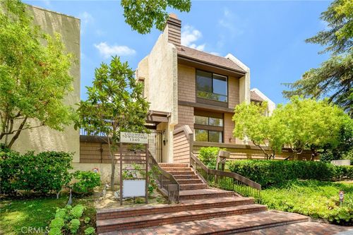 21-1349 N Columbus, Glendale, CA, 91202 | Card Image