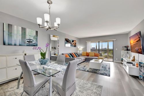 apt-702-2200 S Cypress Bend Dr, Pompano Beach, FL, 33069-4427 | Card Image