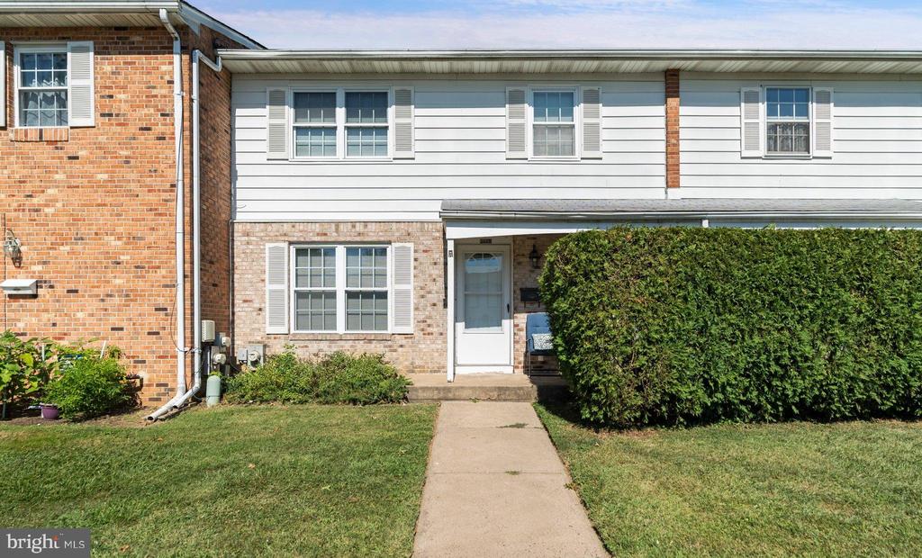 Beech Ln, Bensalem, PA 19020