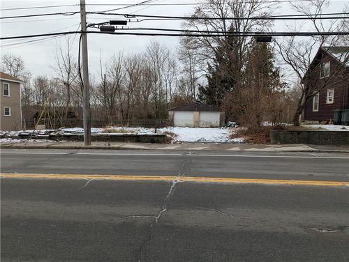 420 Washington St, Coventry, RI, 02816-5462 | Card Image