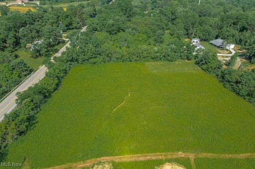 2245 State St Nw, Uniontown, OH, 44685-7698 | Card Image