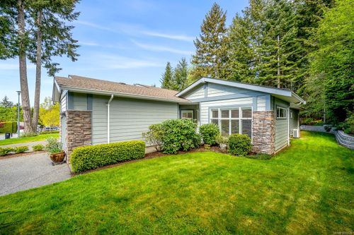 83-2001 Blue Jay Pl, Courtenay, BC, V9N4A8 | Card Image