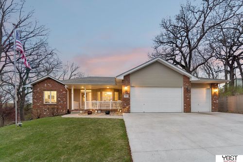 1401 Beaver Lake Blvd, Plattsmouth, NE, 68048-4722 | Card Image