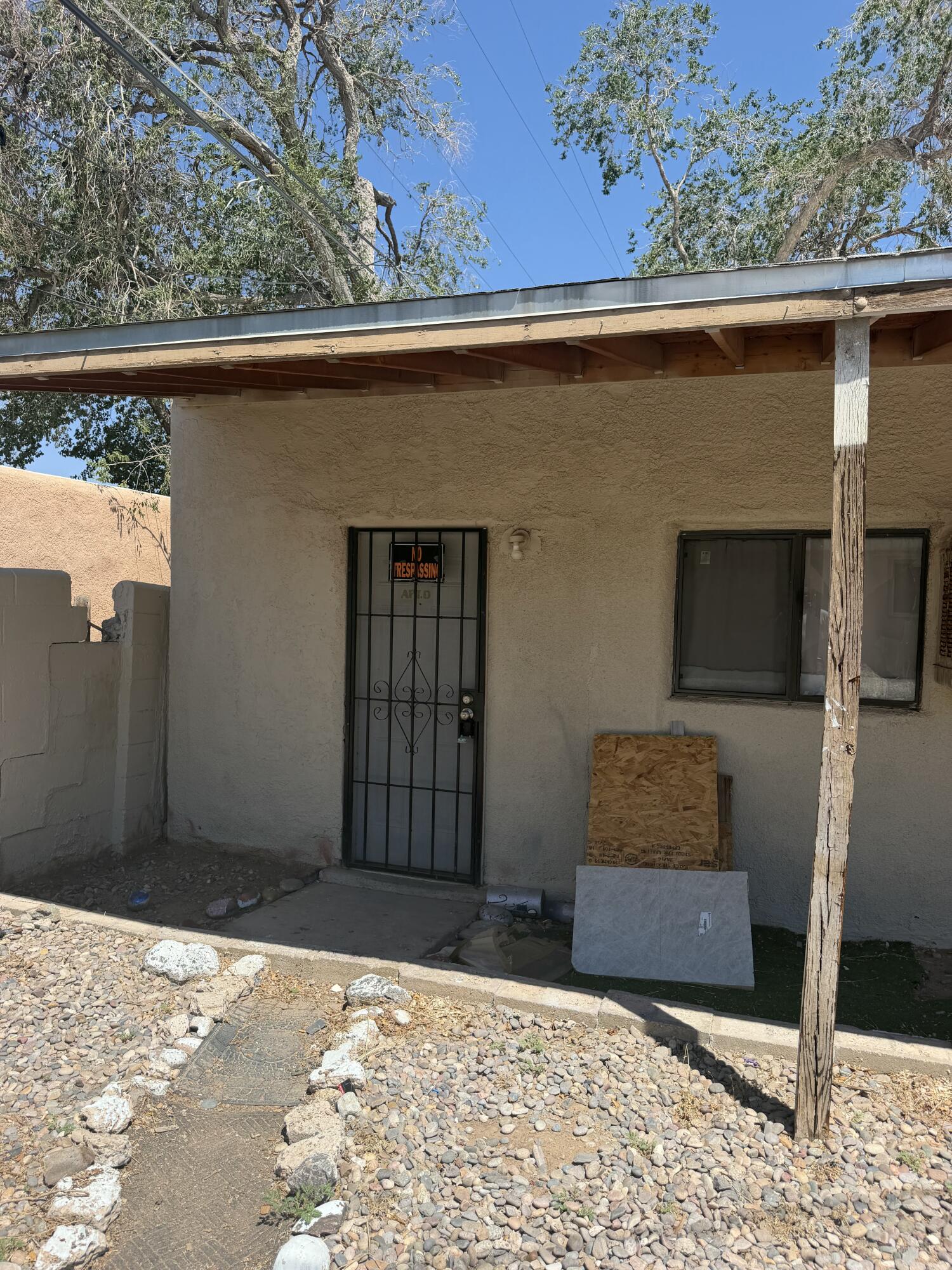 211 Texas St, Albuquerque, NM 87108