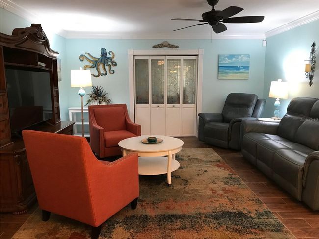 1446 - 1446 56 Th St W, Condo with 2 bedrooms, 2 bathrooms and null parking in Bradenton FL | Image 7