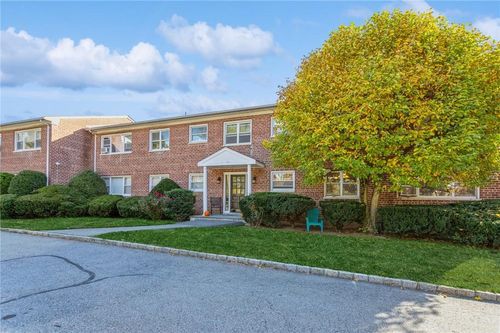 apt-1e-332 N State Rd, Briarcliff Manor, NY, 10510-1424 | Card Image