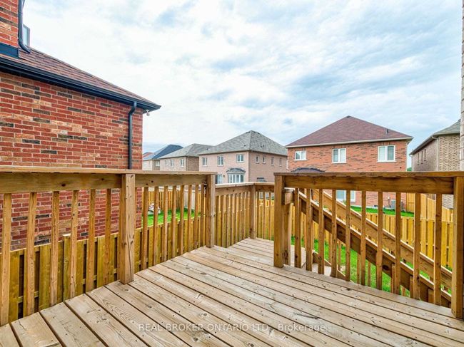 20 Dunley Cres, House other with 4 bedrooms, 4 bathrooms and 2 parking in Brampton ON | Image 16