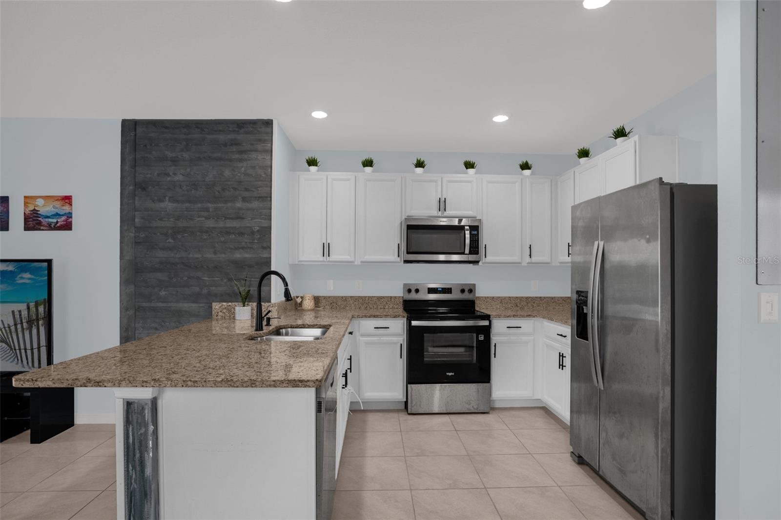 Residential in DELAND 3