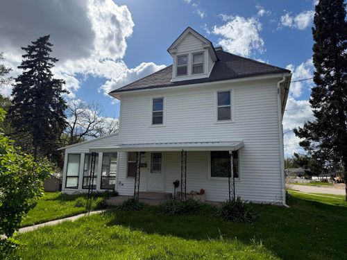 1090 N 2nd St, Platteville, WI, 53818-1853 | Card Image