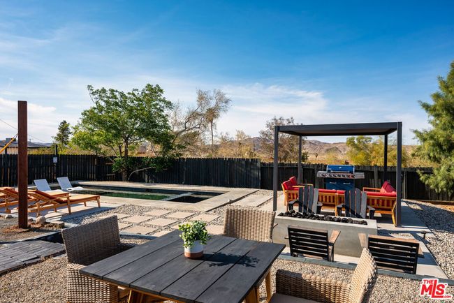 61664 Crest Circle Dr, House other with 3 bedrooms, 2 bathrooms and 3 parking in Joshua Tree CA | Image 27