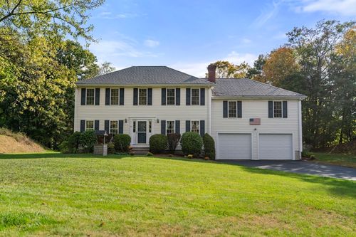 91 Central St, Millville, MA, 01529-1715 | Card Image