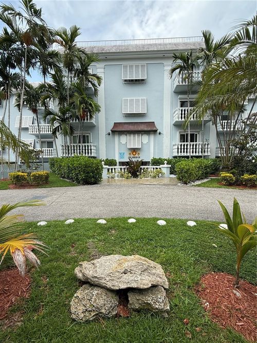 apt-a303-1150 Madruga Ave, Coral Gables, FL, 33146-2920 | Card Image