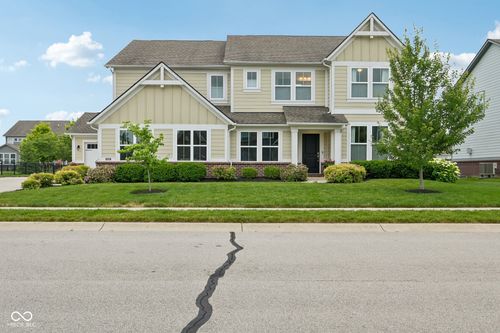 6395 Terrill Ln, Brownsburg, IN, 46112-5623 | Card Image