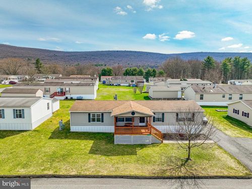 160 Ashley Ln, LEHIGHTON, PA, 18235-4245 | Card Image