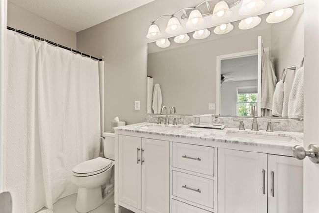 7371 Devin Ln, Townhouse with 3 bedrooms, 3 bathrooms and null parking in Shakopee MN | Image 19