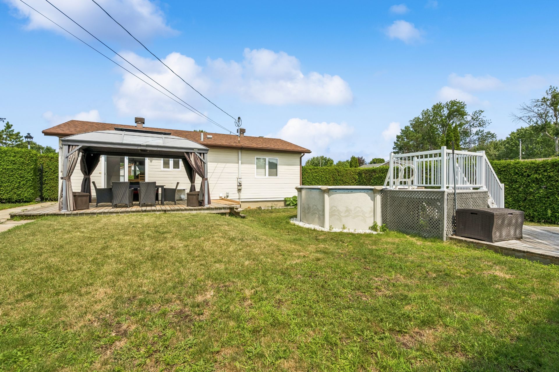 Residential in Montréal (L'Île-Bizard/Sainte-Geneviève) 5