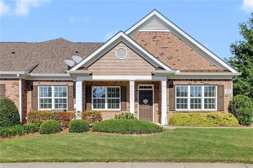3341 Lindenridge Dr, Buford, GA, 30519-7238 | Card Image