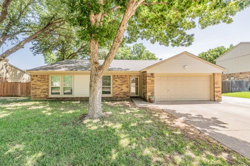 3609 Spring Meadow Ln, Flower Mound, TX, 75028-1222 | Card Image